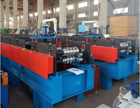 Cladding panel roll forming machine