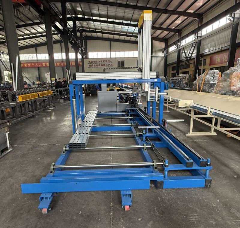 PROFILE PACKAGING MACHINE2